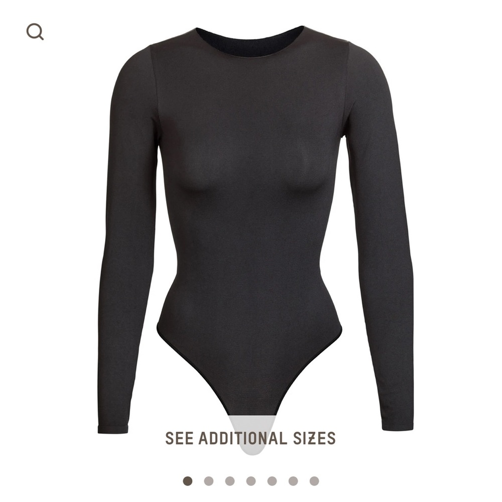 SKIMS ESSENTIAL CREW NECK LONG SLEEVE BODYSUIT